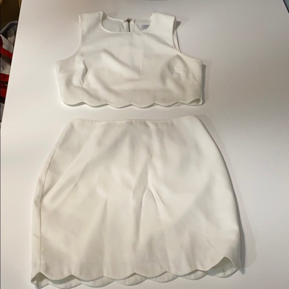 Tobi 2 piece set for sale! - Picture 3 of 7